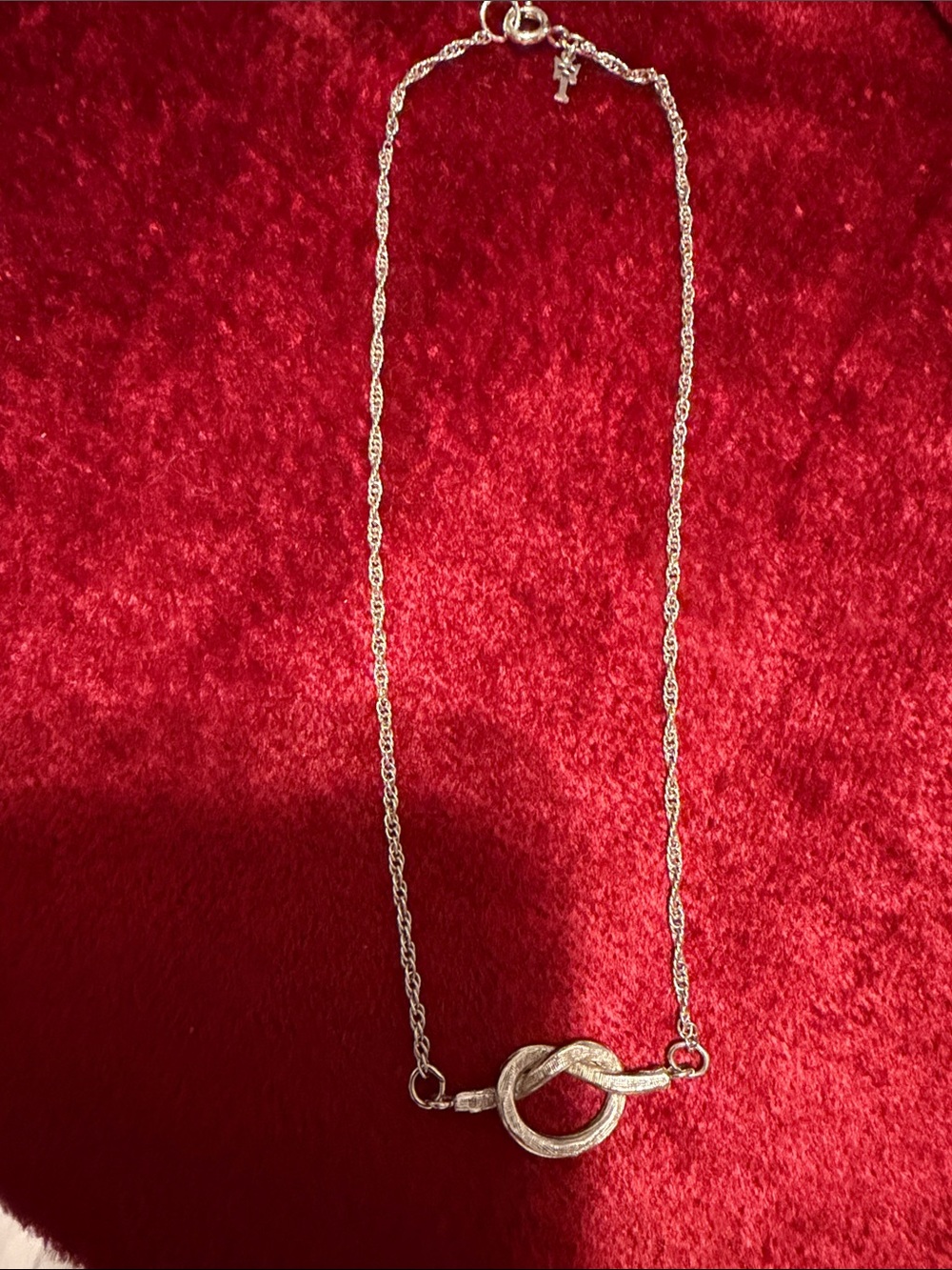 Vintage Trifari brushed Silver tone Knot Pendant Necklace -choker 13”